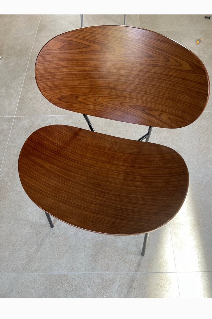 Stijlvolle houten stoel met metalen onderstel walnoot hout, Ophalen, Bruin, Zo goed als nieuw, Eén
