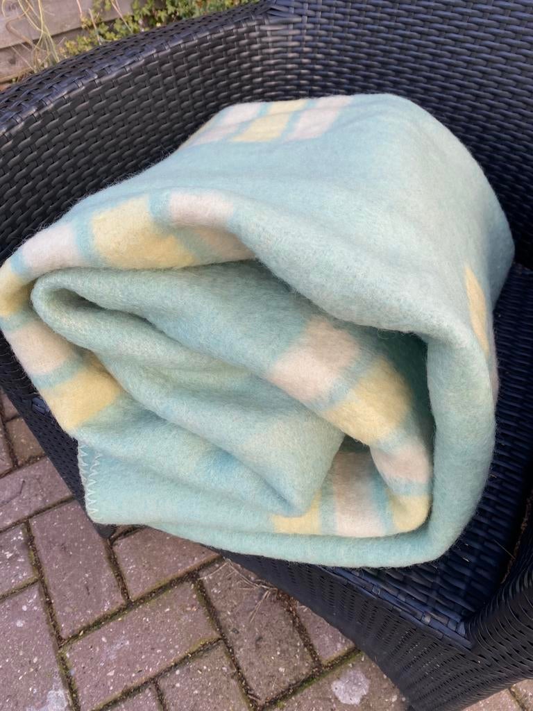 Prachtige lichtgroene geblokte wollen deken, Ophalen of Verzenden, Zo goed als nieuw