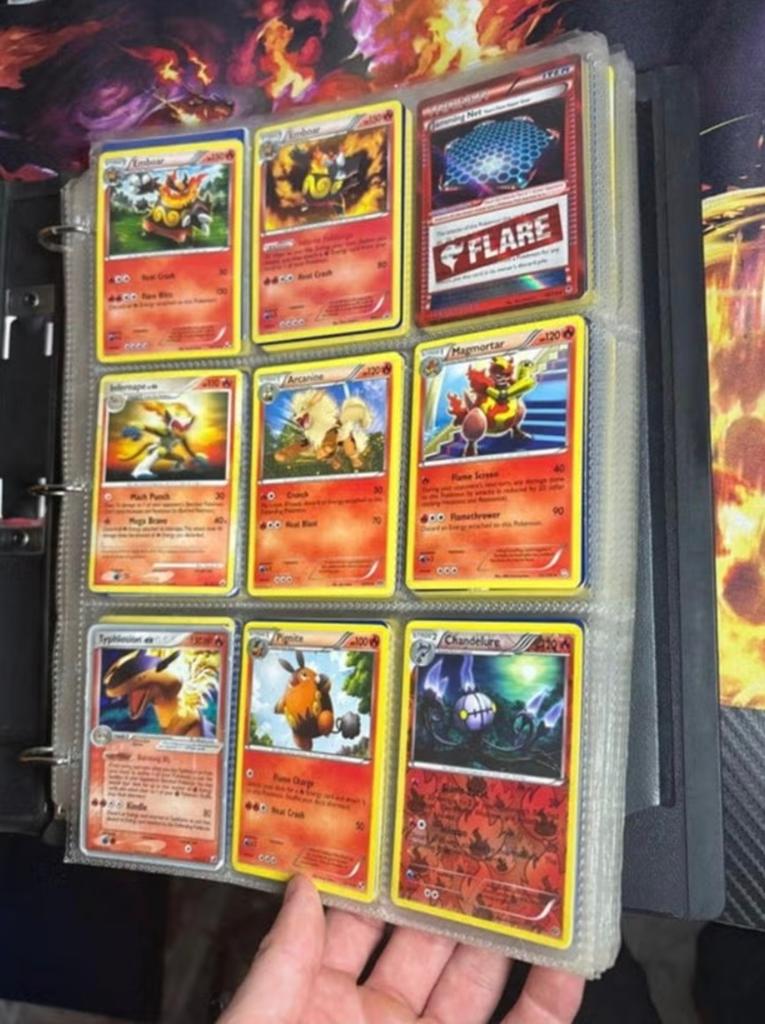 Binder met oude pokemonkaarten, Ophalen of Verzenden, Zo goed als nieuw, Meerdere kaarten