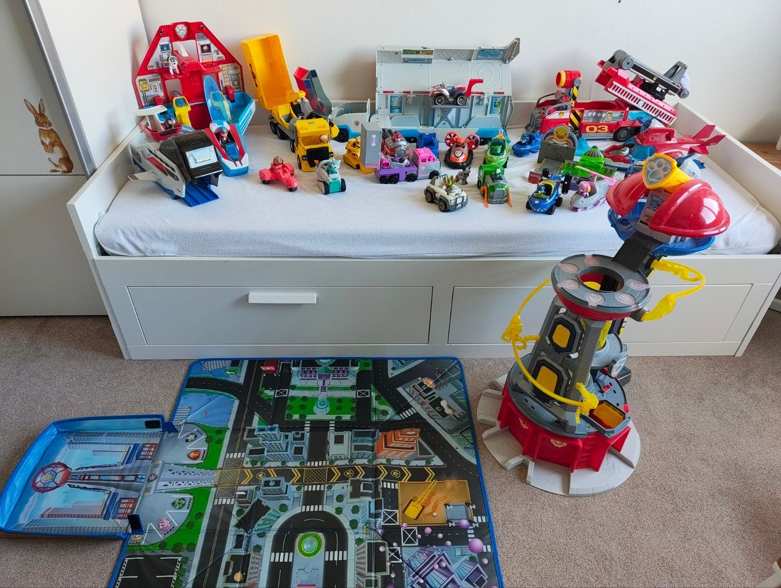 Grote Paw Patrol collectie: voertuigen, toren, speelmat, Ophalen of Verzenden, Gebruikt, Jongen of Meisje