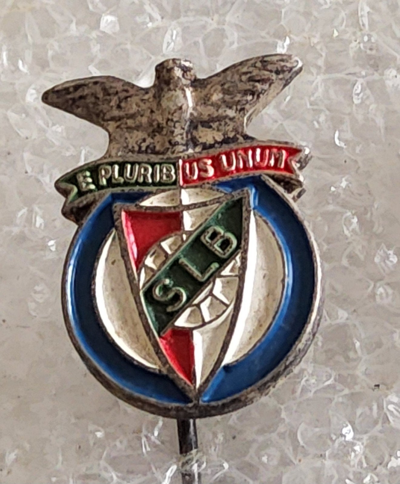 Vintage Benfica Speldje - Voetbalclub SLB, Ophalen of Verzenden, Gebruikt, Sport, Speldje of Pin