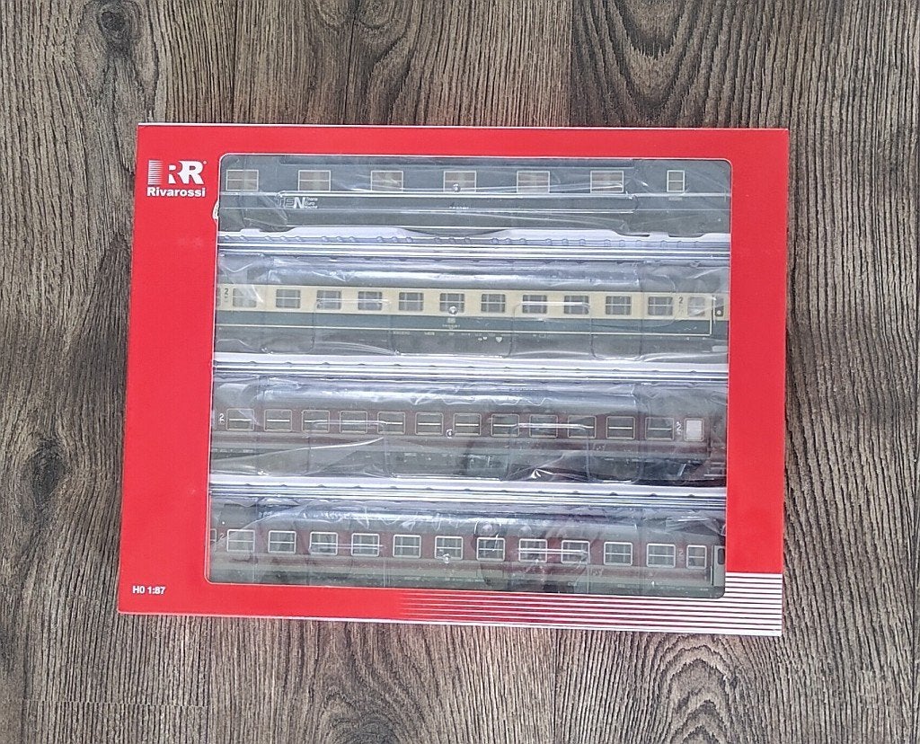 Rivarossi HR4374 - set Italië-Holland Express 1, Hobby en Vrije tijd, Modeltreinen | H0, Nieuw, Wagon, Gelijkstroom, Overige merken