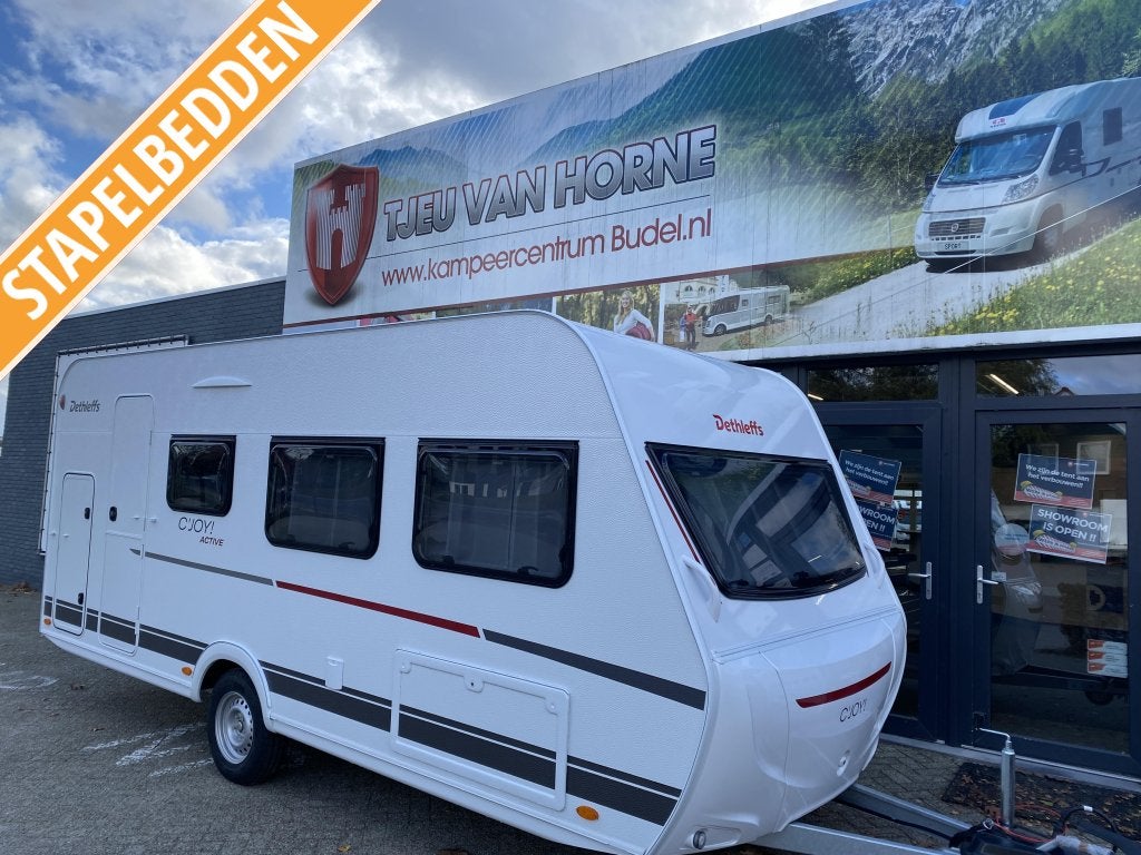 Dethleffs C'Joy 480 QLK ACTIVE 2026 LAATSTE MODEL!, Caravans en Kamperen, Caravans, Bedrijf, Treinzit, Dethleffs, 5 tot 6 meter