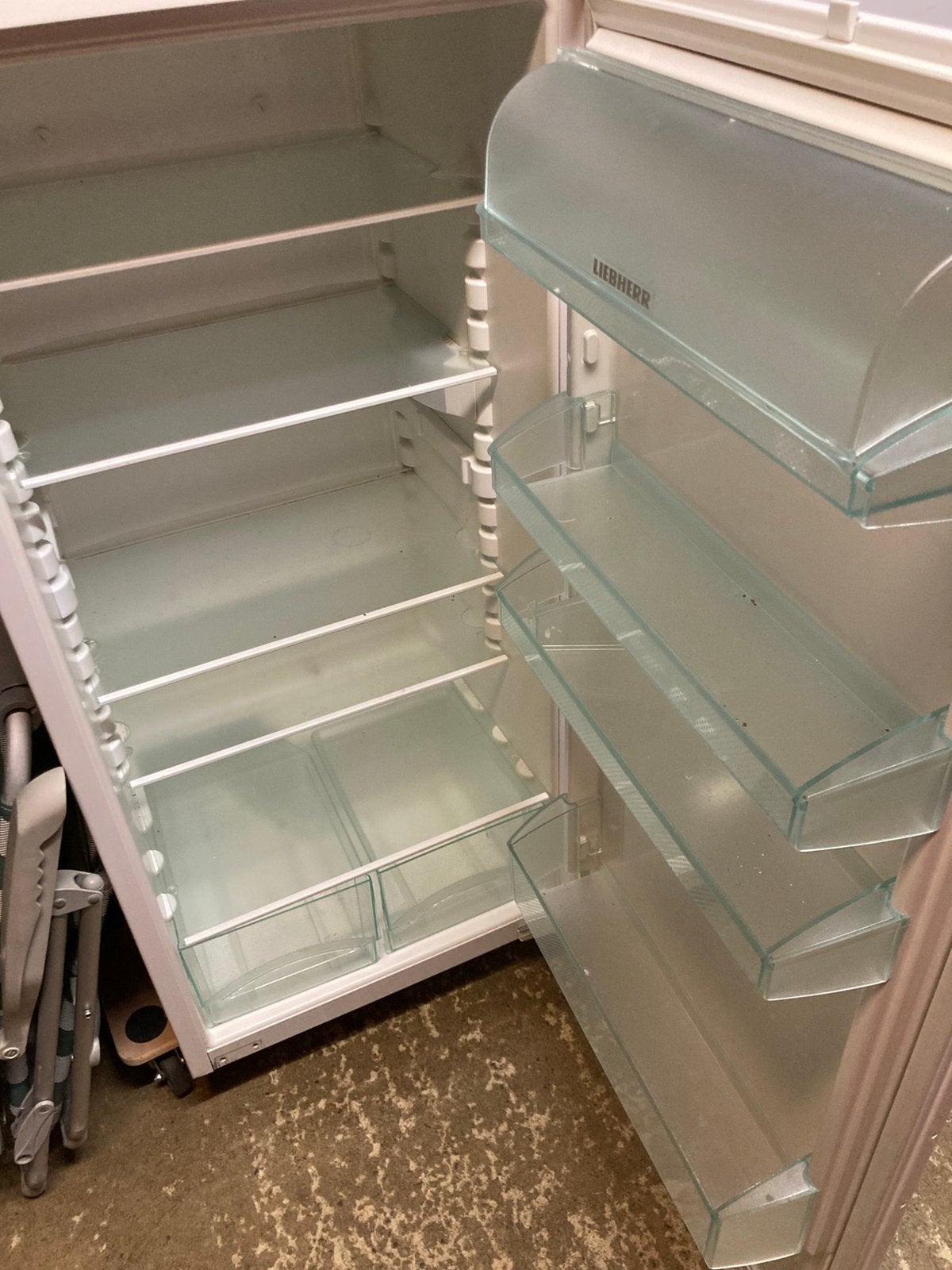 Gratis oude Liebherr inbouwkoelkast of voor onderdelen, Ophalen, 120 tot 140 cm, 200 liter of meer, 45 tot 60 cm