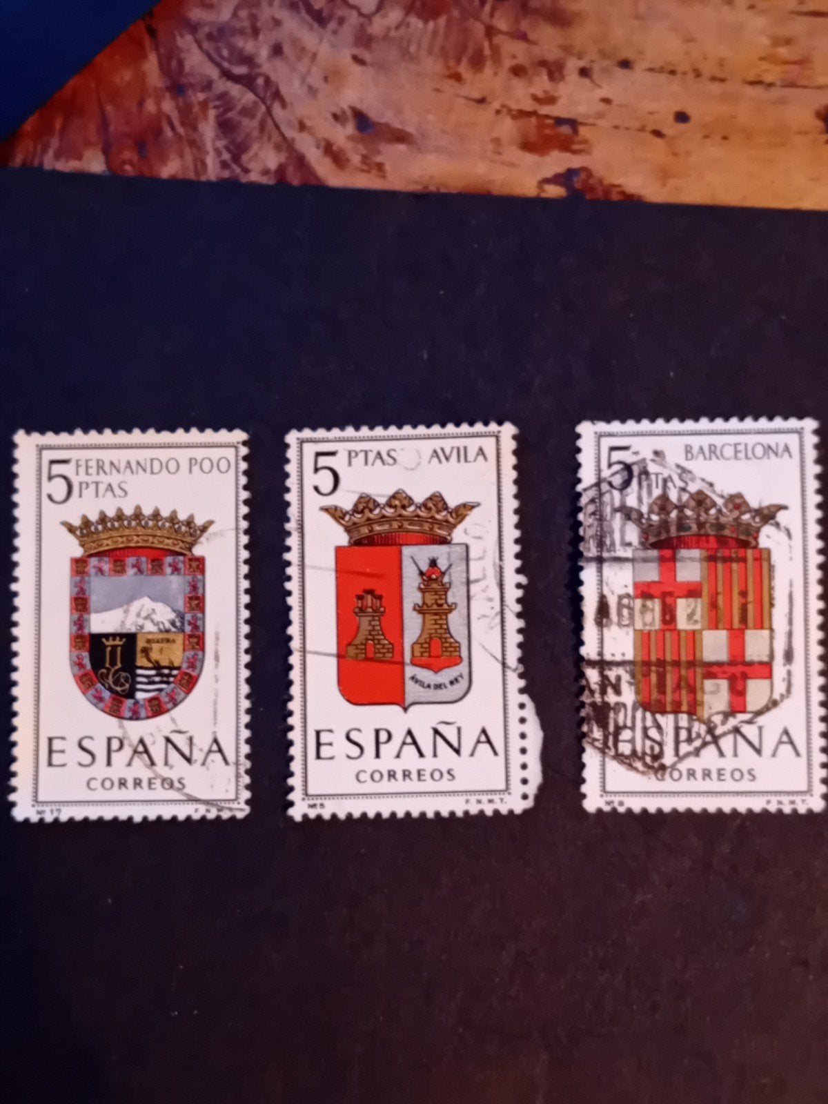 3 Spaanse postzegels: Fernando Poo, Avila, Barcelona, Ophalen of Verzenden, Overige landen, Gestempeld