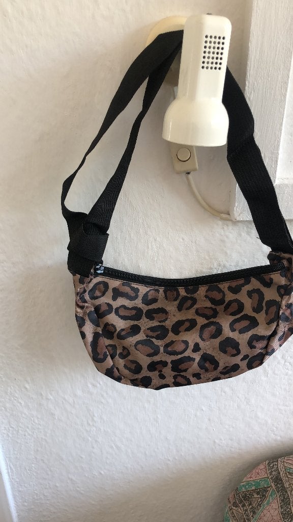 leuk  nieuw  en  handig  schouder tasje, Ophalen of Verzenden, Nieuw