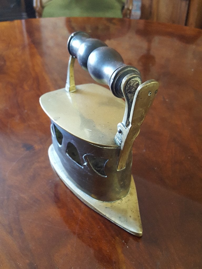 Antiek Messing Koolstrijkijzer met Houten Handvat, Ophalen of Verzenden, Koper