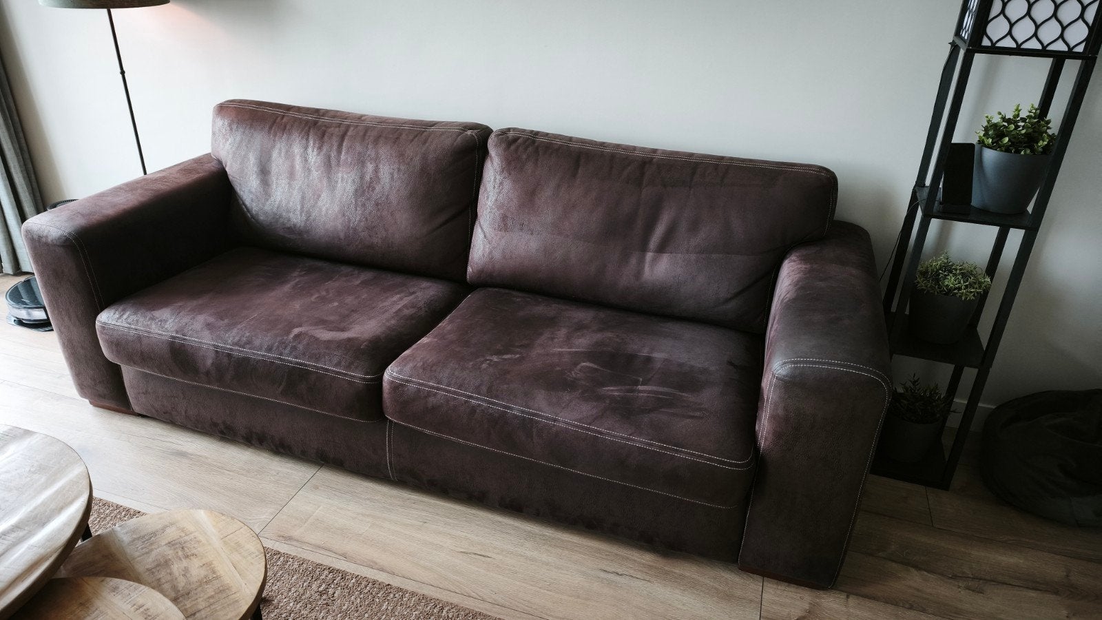 Zeer mooie bruine microleder bank (240x95x90), Overige materialen, Tweepersoons, 75 tot 100 cm, Ophalen of Verzenden
