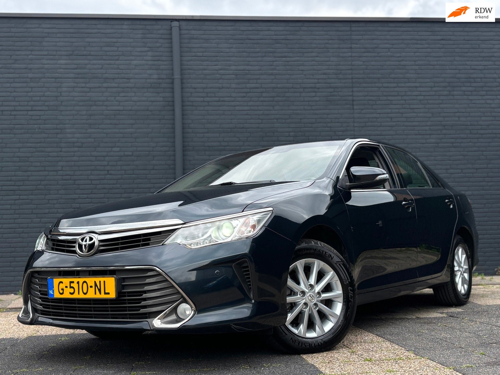 Toyota CAMRY 2.0 Automaat | Navi | Stoelverwarming, 1998 cc, Gebruikt, Euro 6, 150 pk
