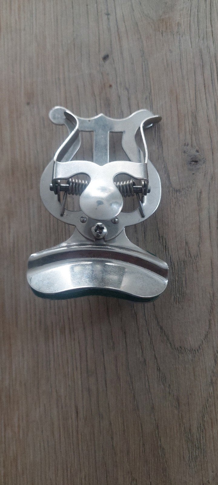 Nieuwe muziekklem, lyra, hartje, marpupiter voor instrument, Ophalen of Verzenden, Nieuw, Muziekstandaard, Overige instrumenten