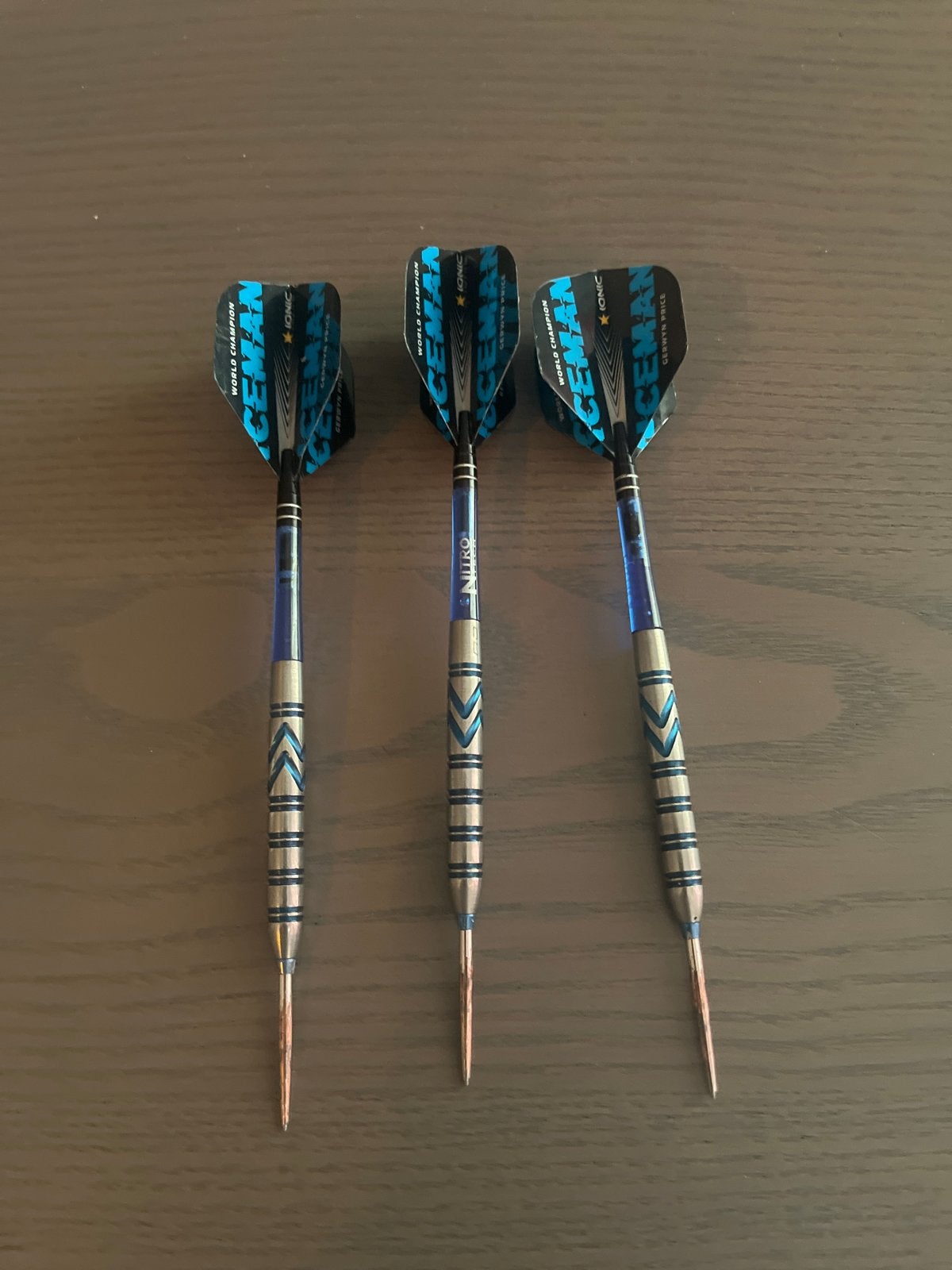 Red Dragon Gerwyn Price Iceman Darts 24 gram, Ophalen of Verzenden, Zo goed als nieuw, Pijlen