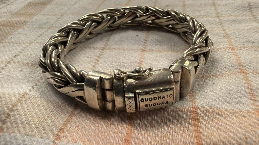 BUDDHA TO BUDDHA ARMBAND TYPE 180 F KATJA XL 22 CM € 799,95, Sieraden, Tassen en Uiterlijk, Armbanden, Ophalen of Verzenden, Zo goed als nieuw