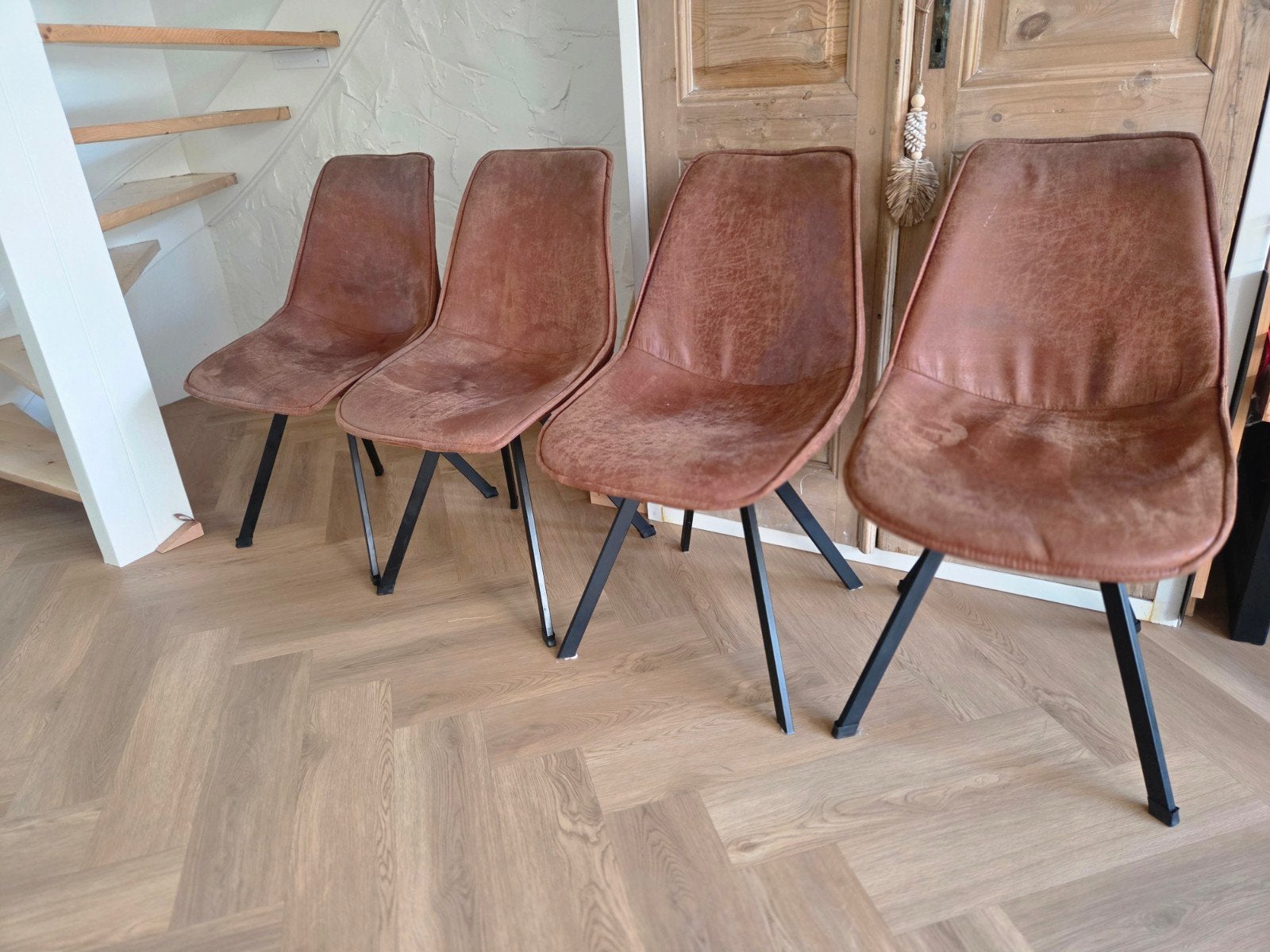 4 eetkamerstoelen te koop aangeboden, cognac PU leer, Ophalen, Gebruikt, Bruin, Industrieel