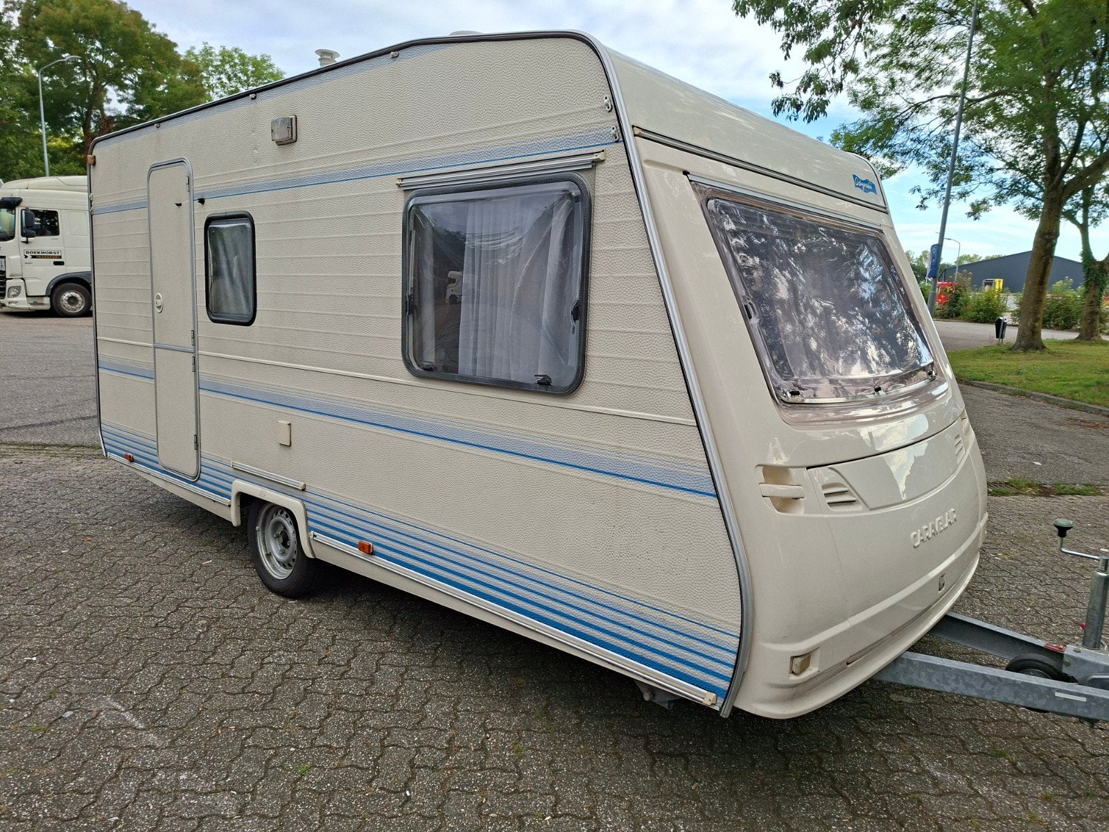 caravalair 460 in nette staat voortent fietsdrager, Caravans en Kamperen, Fietsenrek, Rondzit, Particulier, Caravelair