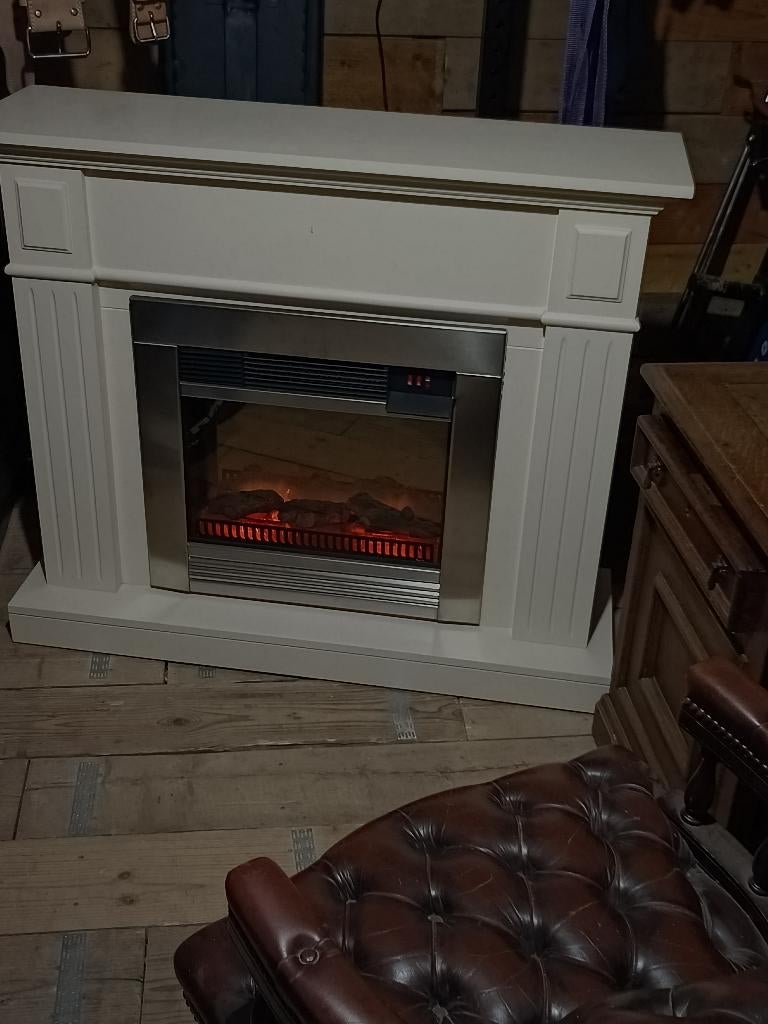 sfeerhaard elektrisch met verwarmingsfunctie met ombouw, Huis en Inrichting, Haarden, Ophalen, Zo goed als nieuw, Vrijstaande haard