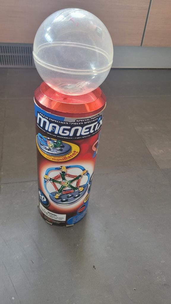 Magnetix bouwstenen in bus, Ophalen of Verzenden