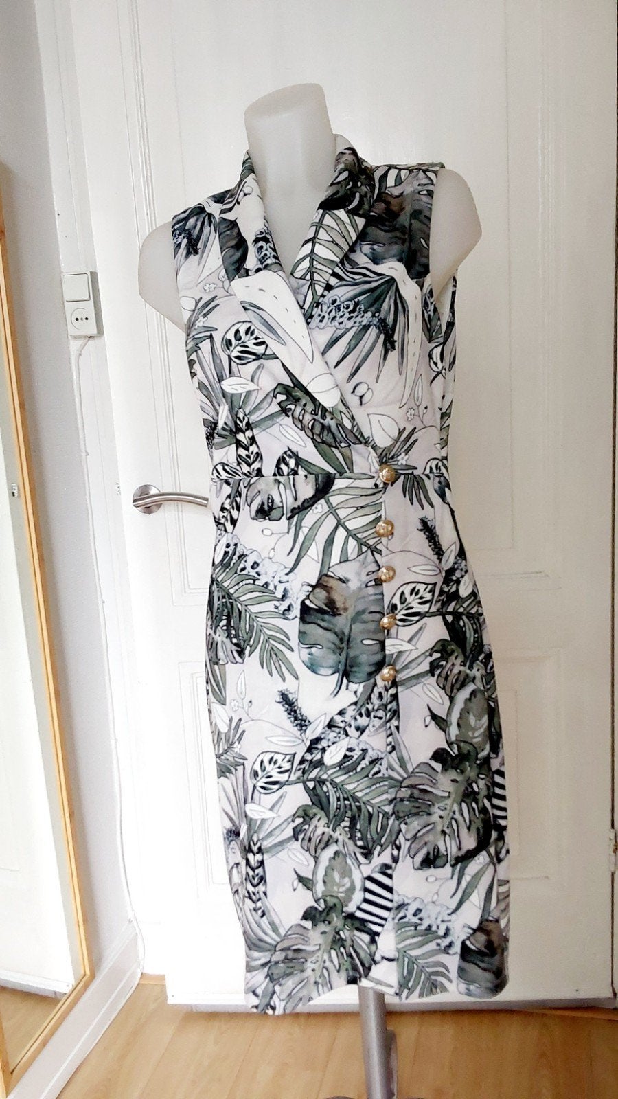Leuke K-Design jurk maat M, Kleding | Dames, Jurken, Maat 38/40 (M), Meerkleurig, ., Ophalen of Verzenden