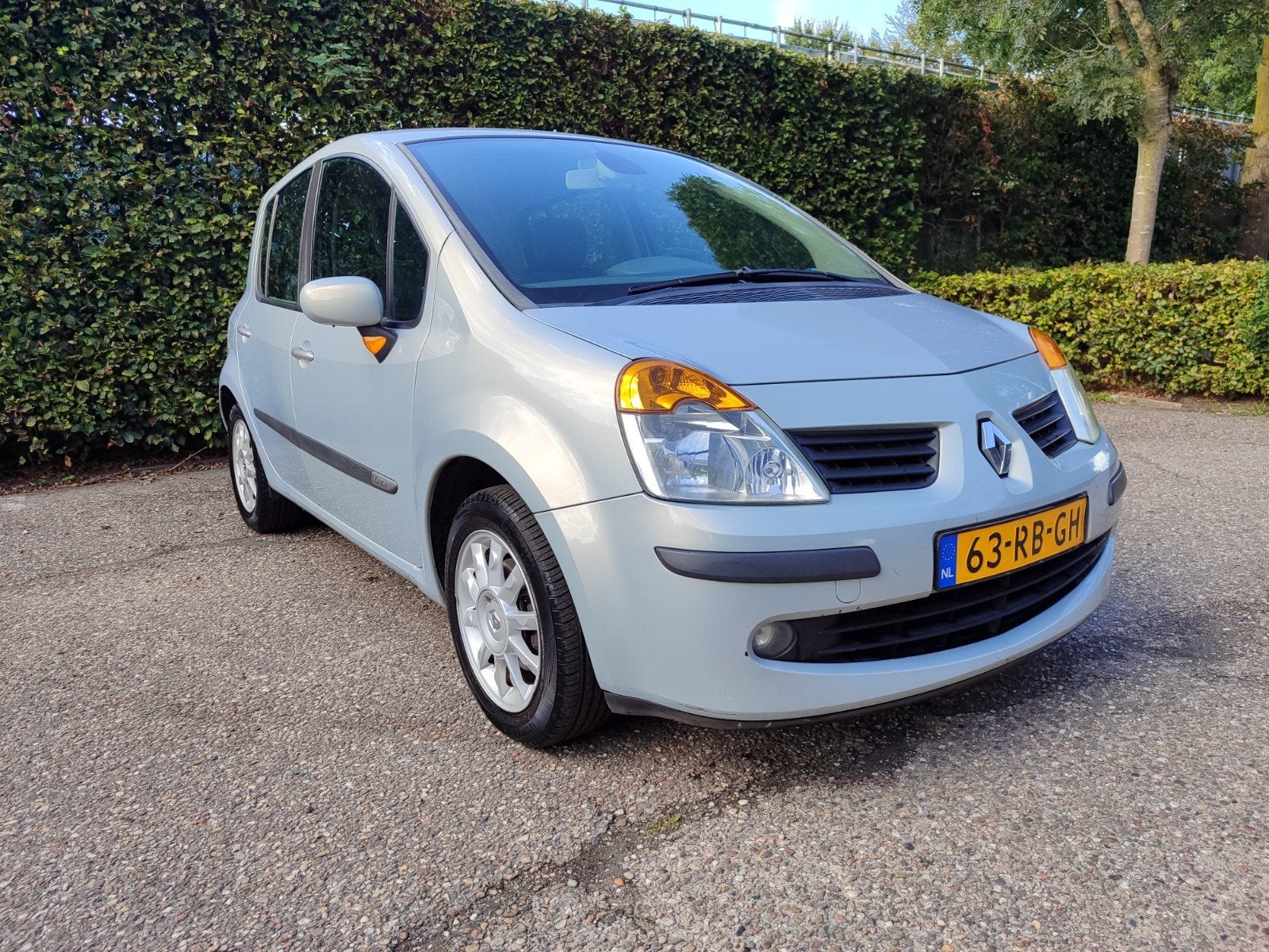 Renault Modus 1.6 16V AUT 2005 Grijs Nieuwe Apk!, Auto's, Stof, Multifunctioneel stuurwiel, 4 cilinders, Origineel Nederlands
