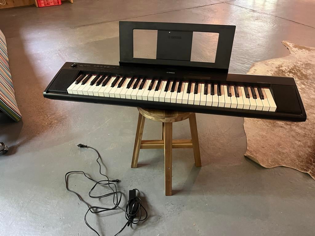 Elektrische piano Yamaha, Ophalen, Zo goed als nieuw, Zwart