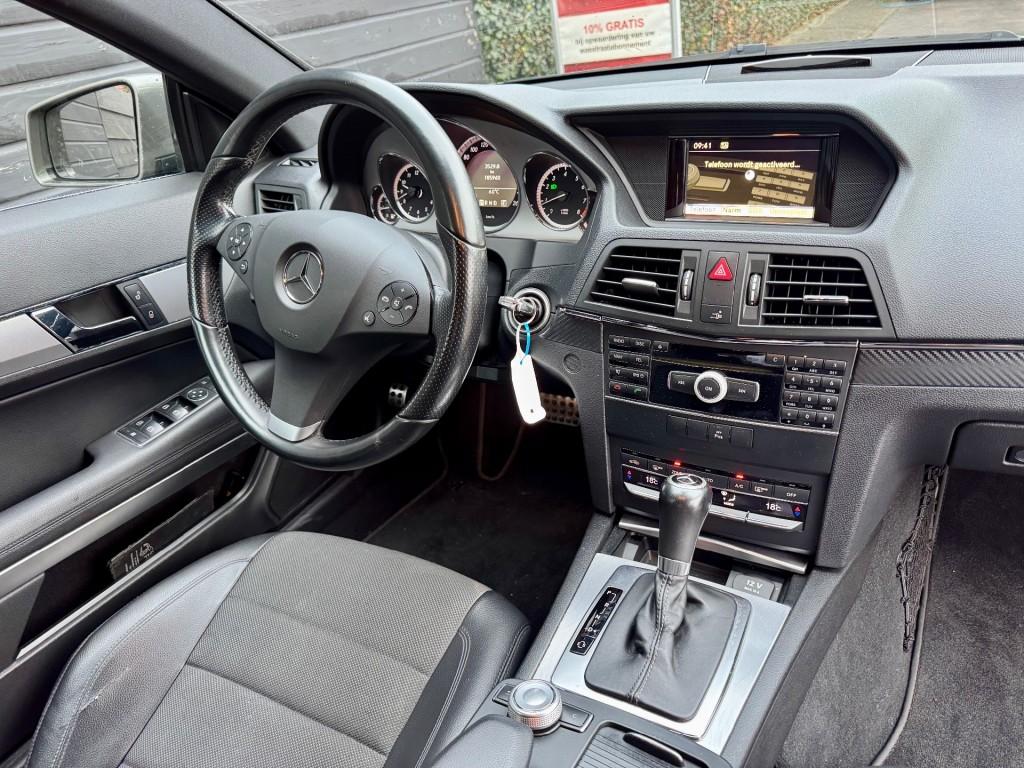 Mercedes-benz E-KLASSE 200 CGI Avantgarde ORG. NL-AUTO RIJDT, Auto's, Automaat, Euro 5, Achterwielaandrijving, 4 cilinders