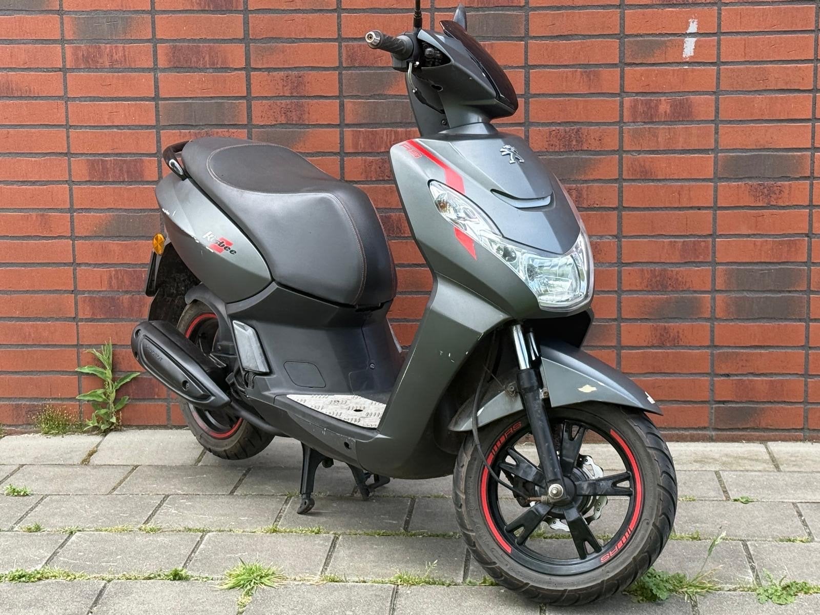 Peugeot Kisbee RS SnorScooter - Grijs 2019, Fietsen en Brommers, Scooters | Peugeot, Gebruikt, Overige modellen, Maximaal 25 km/u