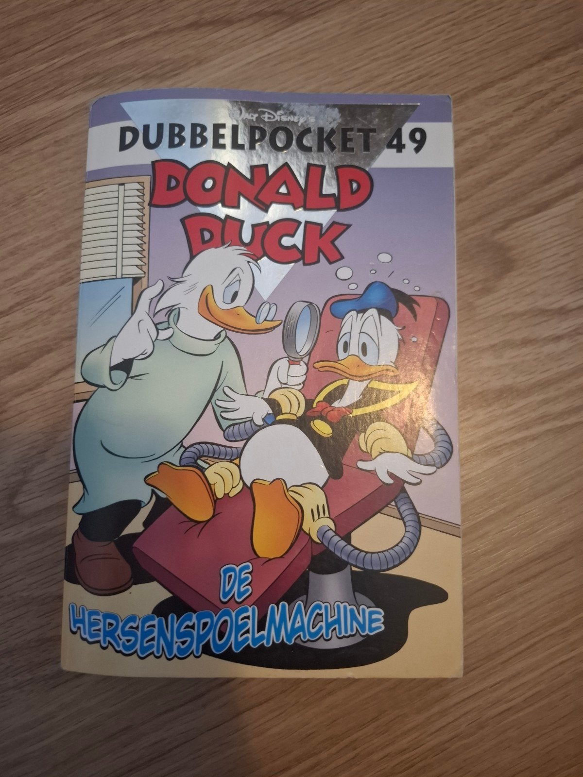 Walt Disney - De hersenspoelmachine, Gelezen, Eén stripboek, Walt Disney; Dimitri Heikamp; Olav Beemer, Ophalen of Verzenden