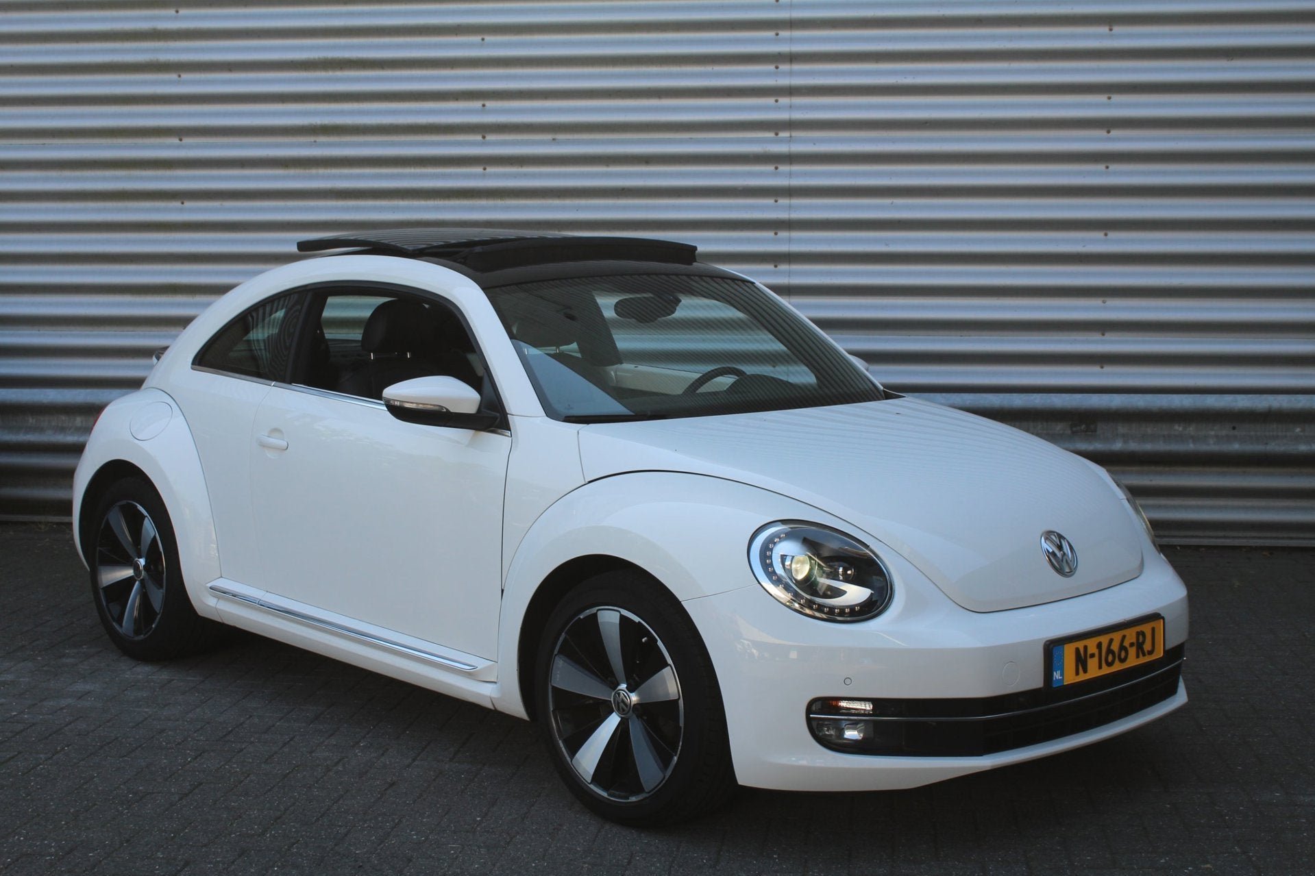 Volkswagen Beetle 1.4 TSI 161pk Sport Panoramadak Fender Led, Auto's, Euro 5, 15 km/l, Gebruikt, 4 cilinders