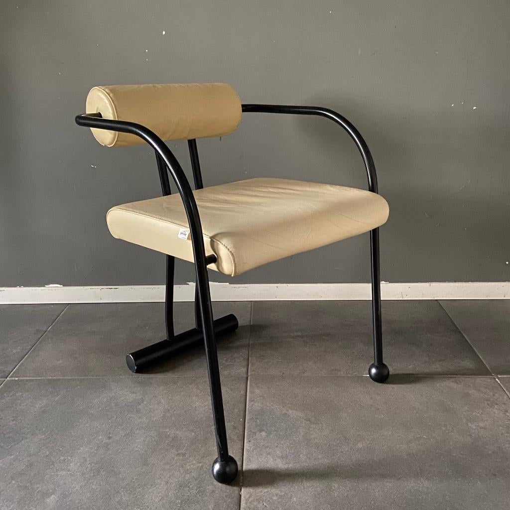Jaren 80 Scandinavisch Post-modern Noors design Loop chair, Huis en Inrichting, Stoelen, Gebruikt, Loop chair, Wit, Noors design