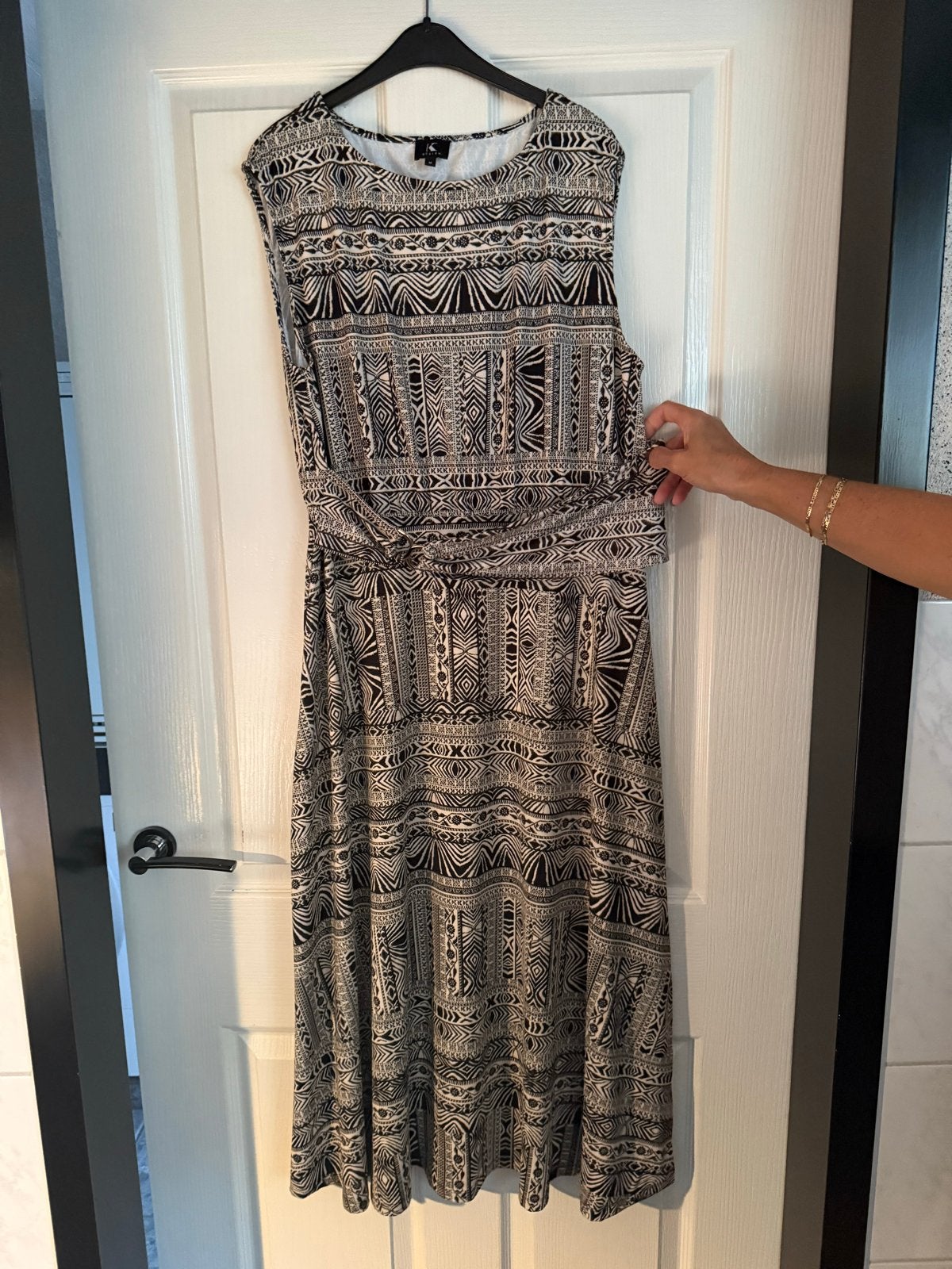 K Design Zwart-wit Jurk met Print Maat M, Maat 38/40 (M), Zwart, Ophalen of Verzenden, Zo goed als nieuw