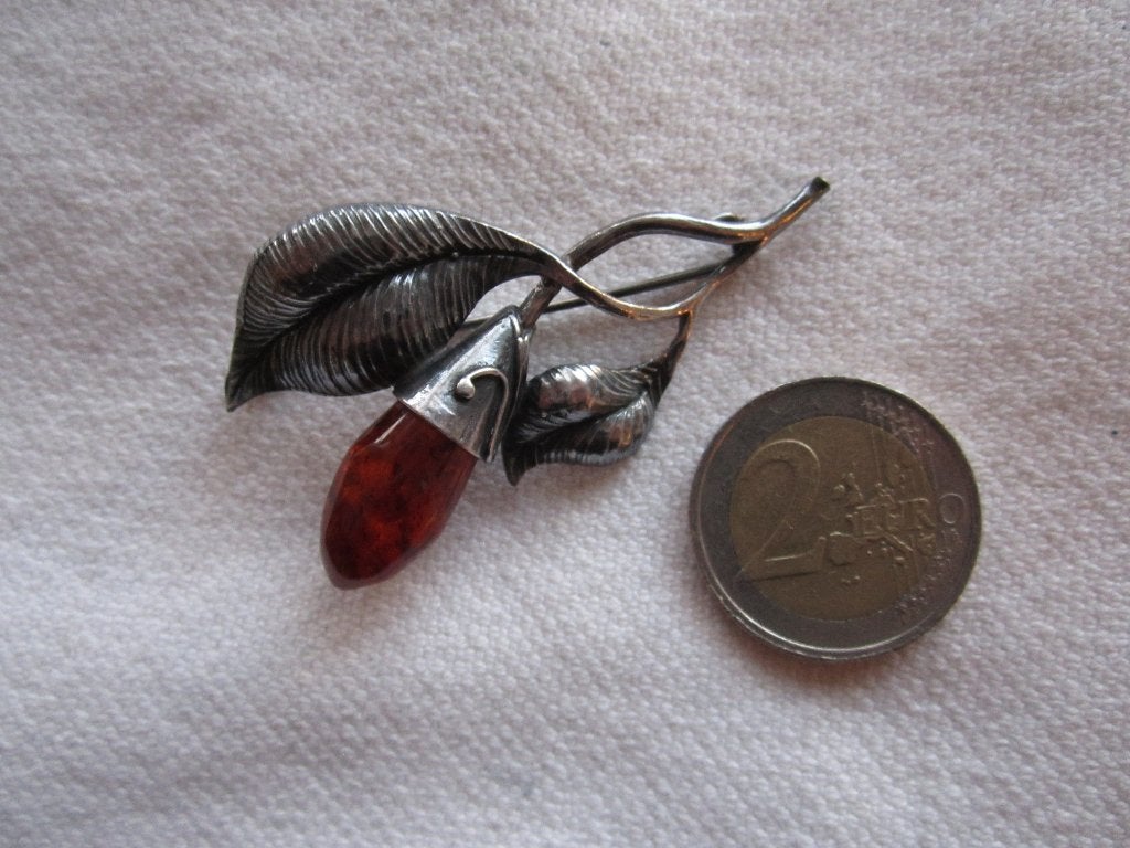 36.  Schitterende oude broche, barnsteen, zilver, Ophalen, Zilver, Broche