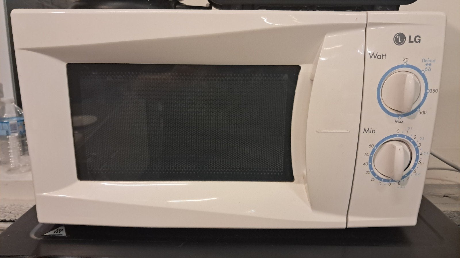 LG Magnetron - Wit, Gebruikt maar in goede staat, Ophalen
