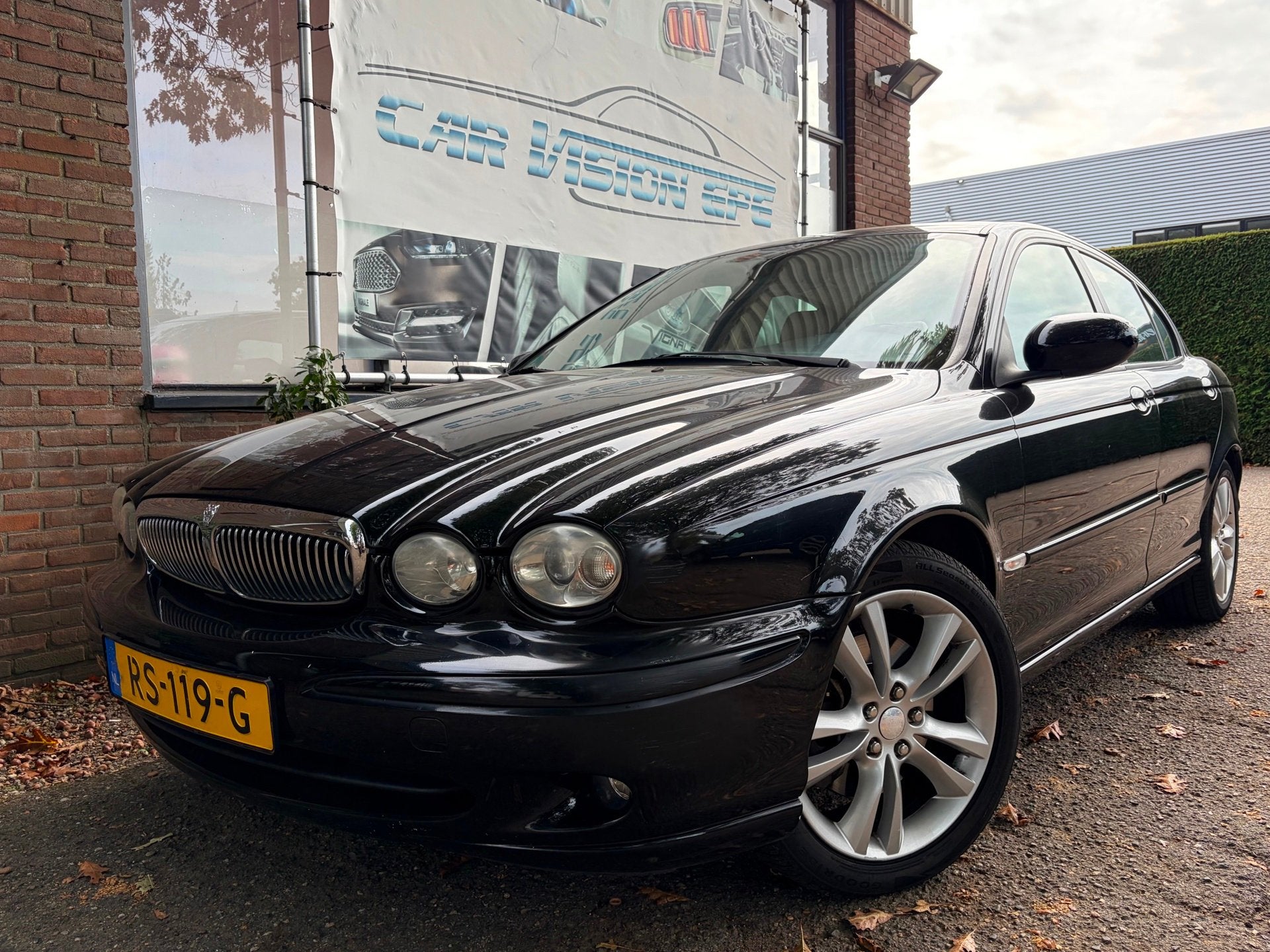Jaguar X-type 2.0 V6 Executive|Trekhaak|automaat|airco|, Auto's, Gebruikt, 156 pk, Zwart, Bedrijf