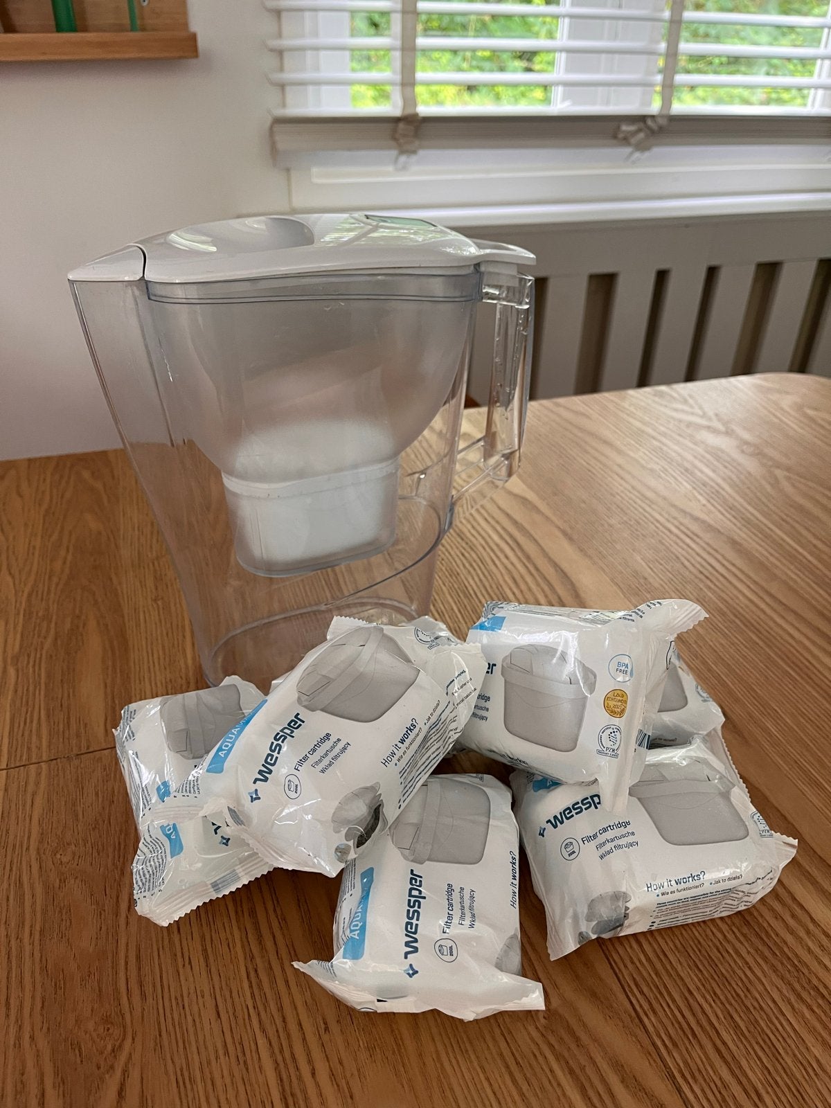 Brita waterfilterkan met 7 nieuwe Wessper Aqua filters, Ophalen of Verzenden, Zo goed als nieuw