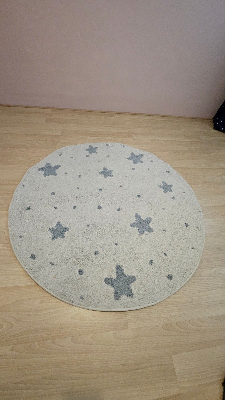 GRATIS: Vloerkleed rond sterretjes, Huis en Inrichting, Stoffering | Tapijten en Kleden, Ophalen, Blauw, Rond, 100 tot 150 cm
