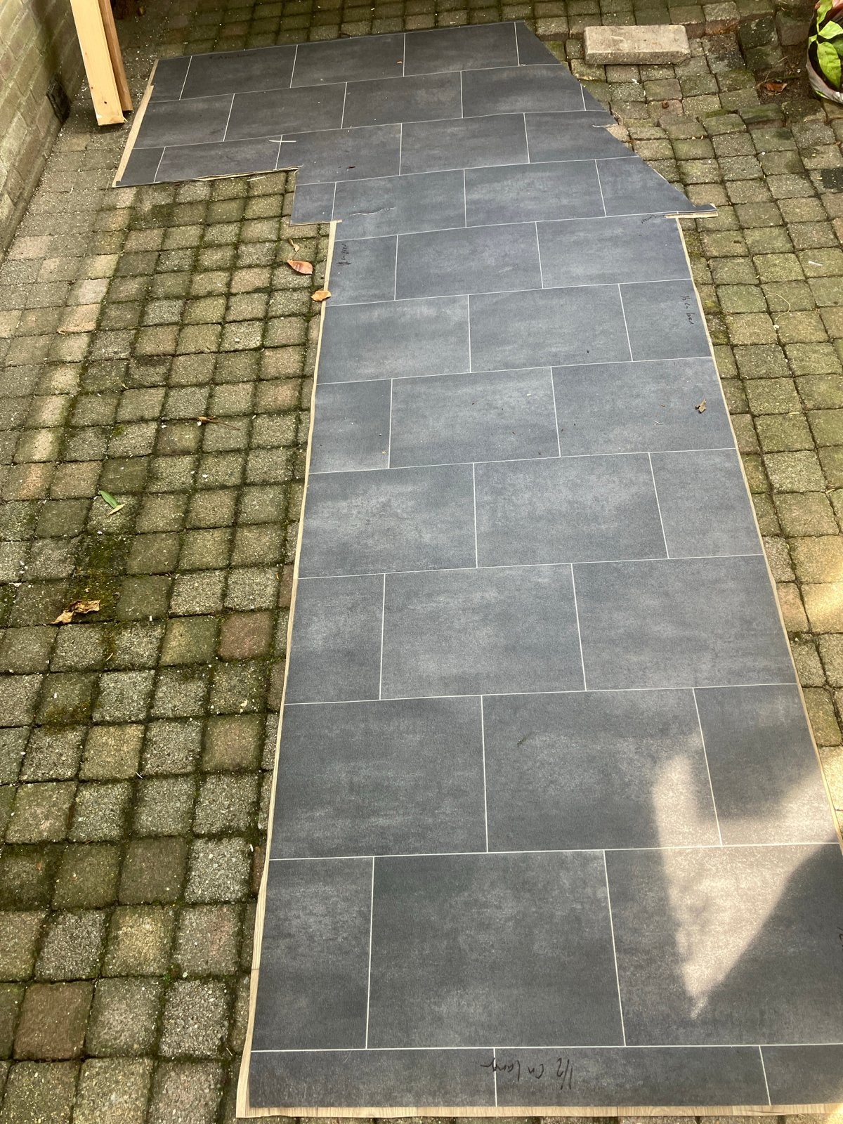Vinyl vloerbedekking - 2 stukken, Huis en Inrichting, Stoffering | Vloerbedekking, Ophalen, Gebruikt, Grijs, Minder dan 5 m²