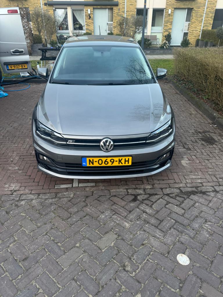 Volkswagen Polo 1.0 TSI 95pk DSG Aut ‘20 R exter  km 105000, 95 pk, 49 €/maand, Particulier, 999 cc