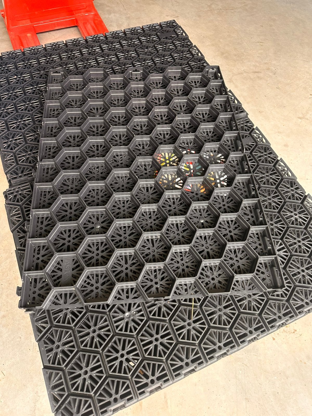 40x Paddock grind plaaten 80x60x3cm oprit zand 19,2m2, Ophalen of Verzenden, Nieuw