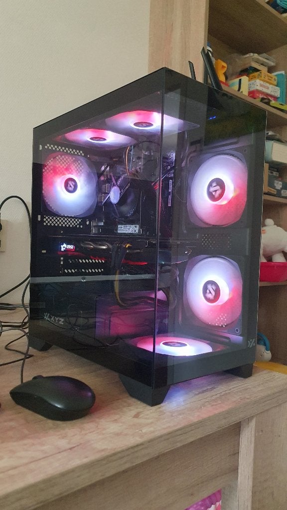 Computer (Core i5 10th gen + 16GB + GTX1070), Computers en Software, Desktop Pc's, Zelfgebouwde PC, Zo goed als nieuw, Gaming