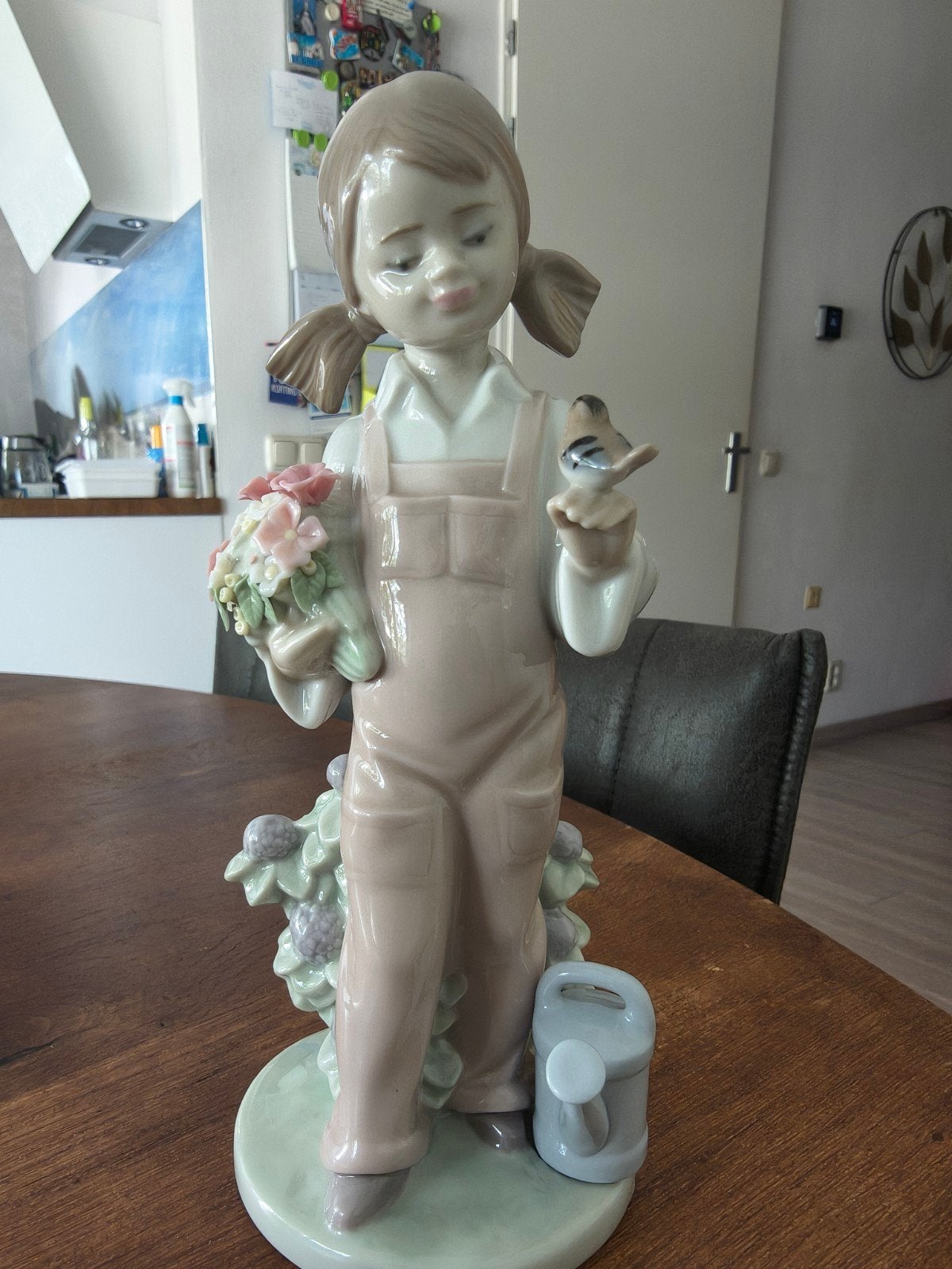 Lladro "Spring" beeldje van porselein (model #5217), Antiek en Kunst, Antiek | Porselein, Ophalen of Verzenden