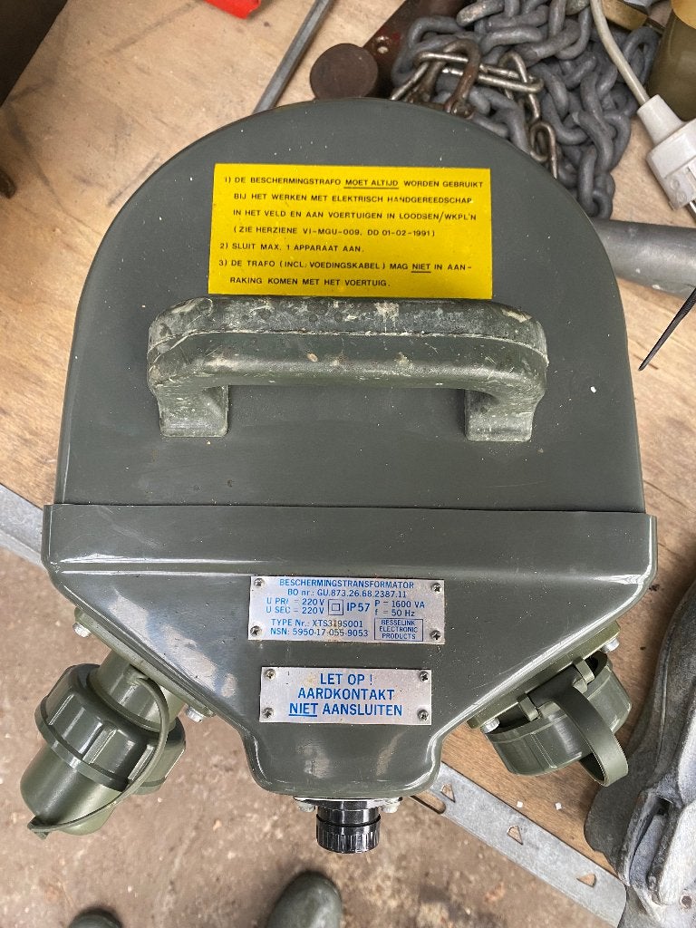 Militaire beschermingstransformator 220V 1600VA IP57, Ophalen, Gebruikt, Overige typen