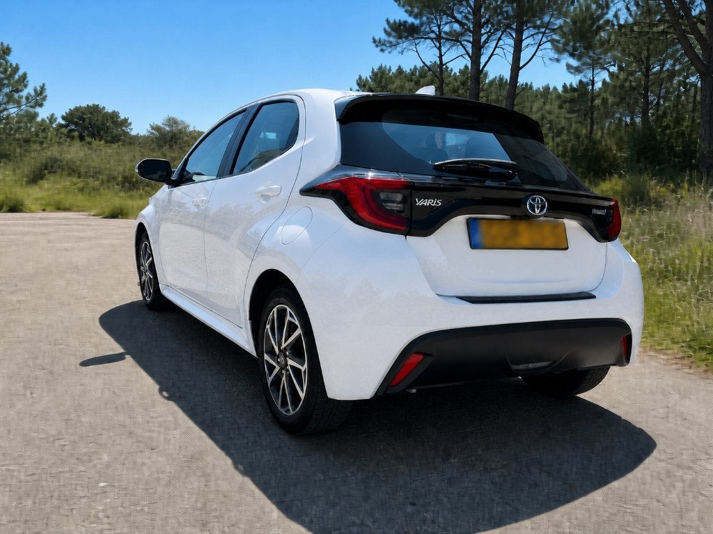 Toyota Yaris 1.5 Hybrid 116pk | ACC | Camera | CarPlay, Auto's, Wit, 1490 cc, 3 cilinders, Yaris