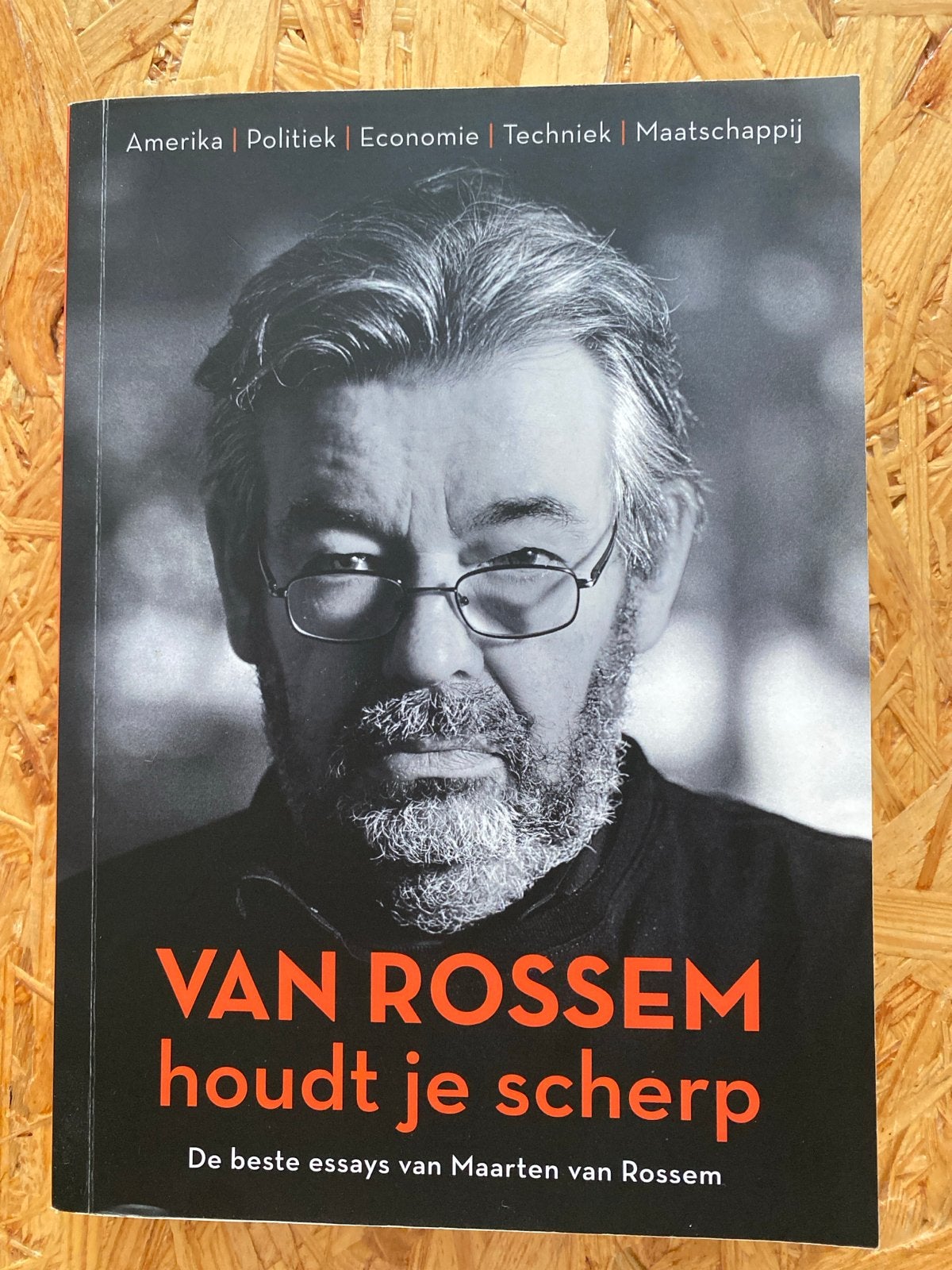 Van Rossem houdt je scherp - Maarten van Rossem, Ophalen of Verzenden, Zo goed als nieuw, Eén auteur