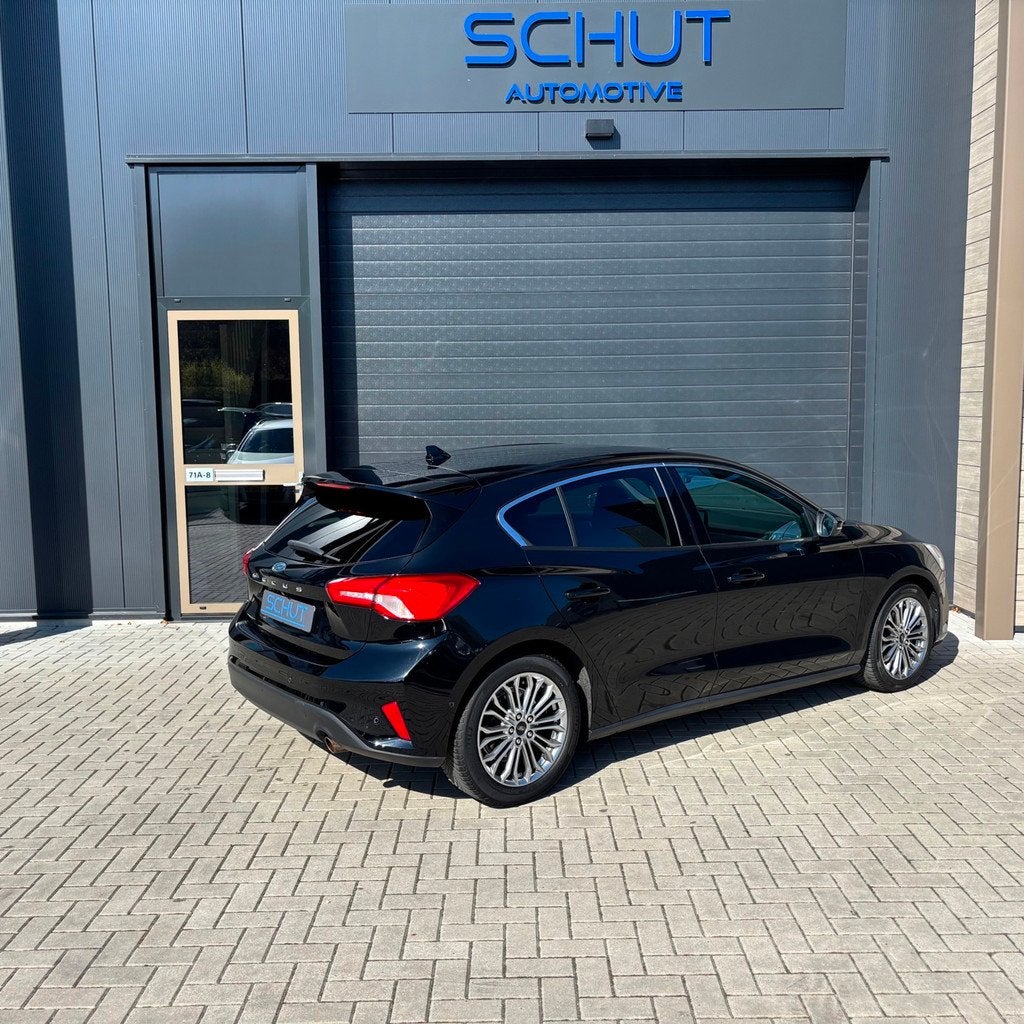 Ford Focus 125pk Titanium Business XENON | CARPLAY | CRUISE, Auto's, Adaptive Cruise Control, Gebruikt, Zwart, Origineel Nederlands