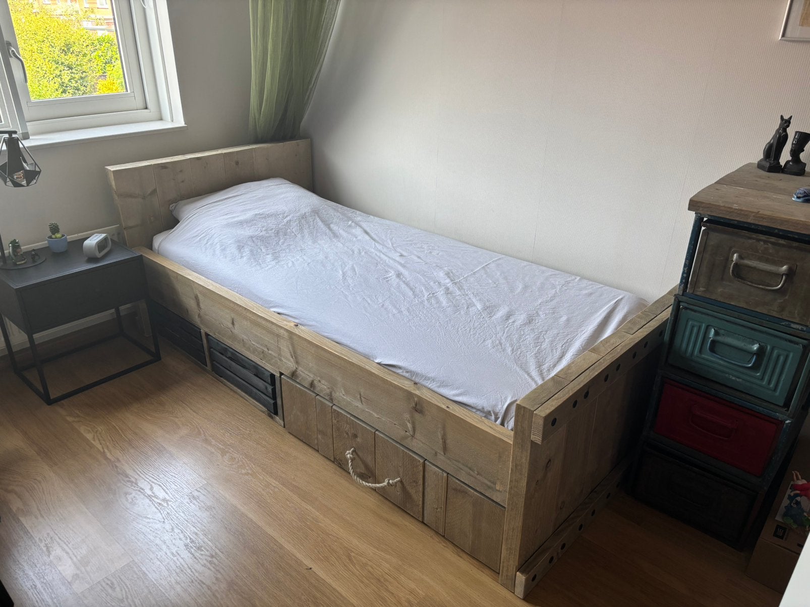 Stoer Grenenhouten Kinder-/tienerbed Joris (90x200), Ophalen, Zo goed als nieuw, Eenpersoons