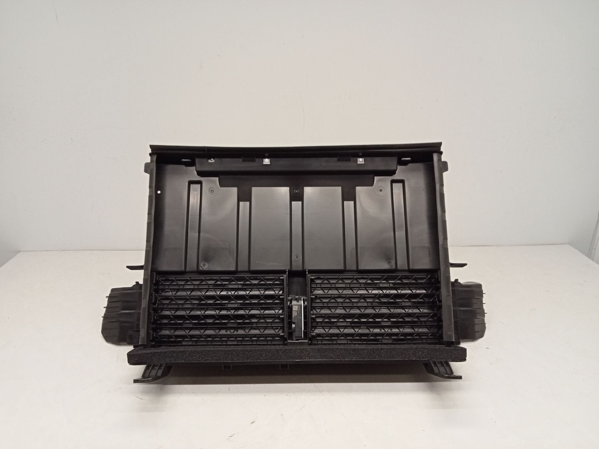 Volvo EXC30 2023+ Luchtinlaat 80005258 Origineel Nieuw!