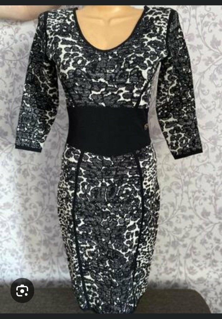 Marciano by Guess jurk S/M, Kleding | Dames, Jurken, Zwart, Marciano by Guess, Ophalen of Verzenden, Zo goed als nieuw