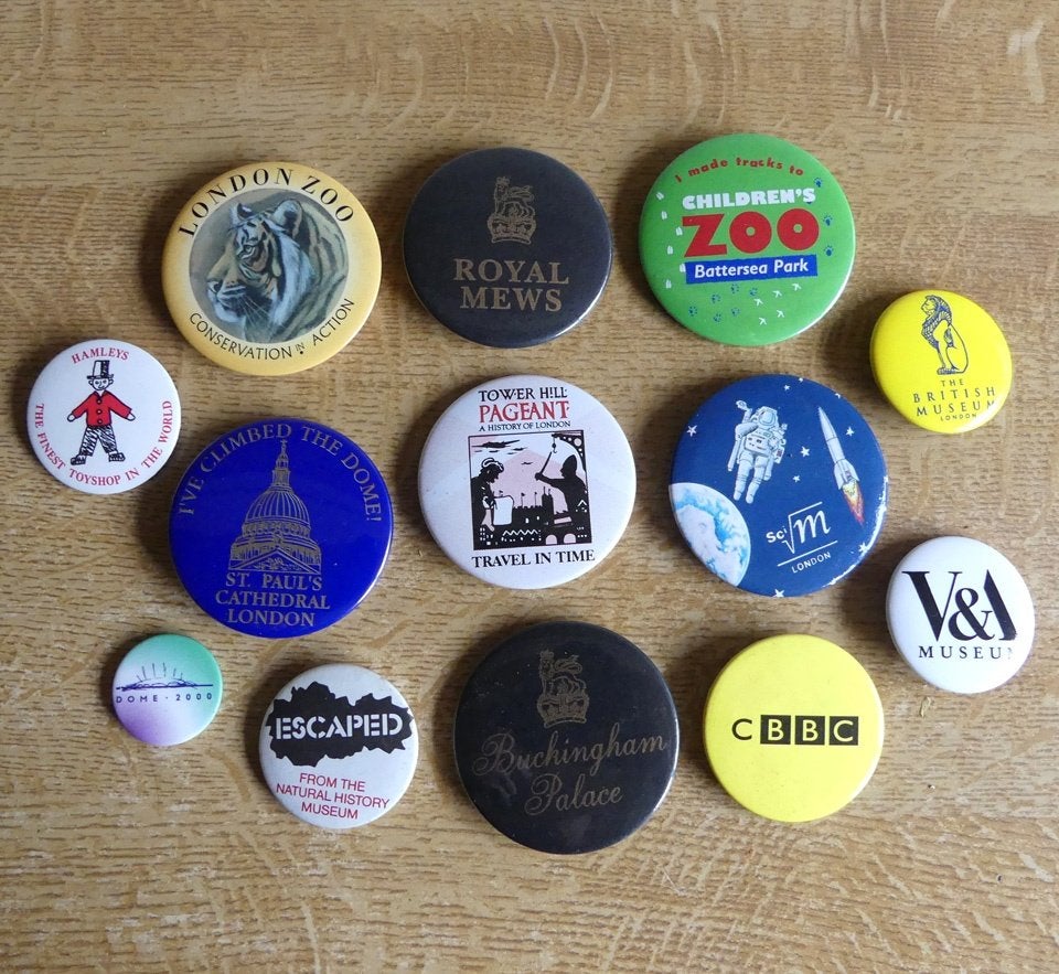 Londen buttons London tourist attractions, Verzamelen, Speldjes, Pins en Buttons, Ophalen of Verzenden, Zo goed als nieuw, Stad of Land