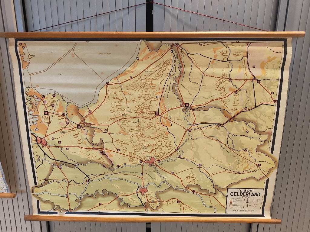 Schoolkaart Gelderland R. Bos & K. Zeeman 4e druk 1953, Ophalen, Aardrijkskunde