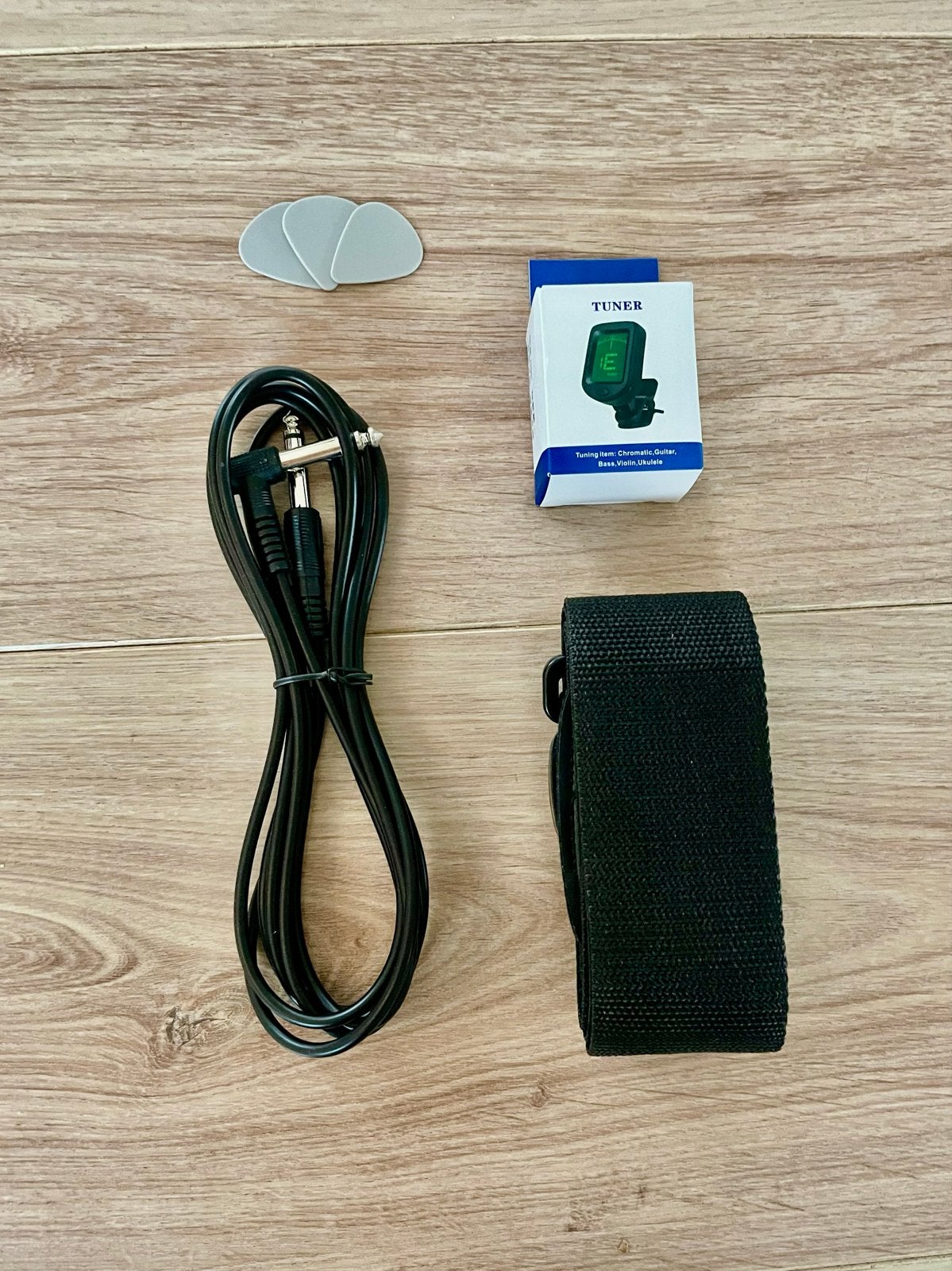 Foto 4 van Elektrische gitaar + accessoires - Zo goed als nieuw
