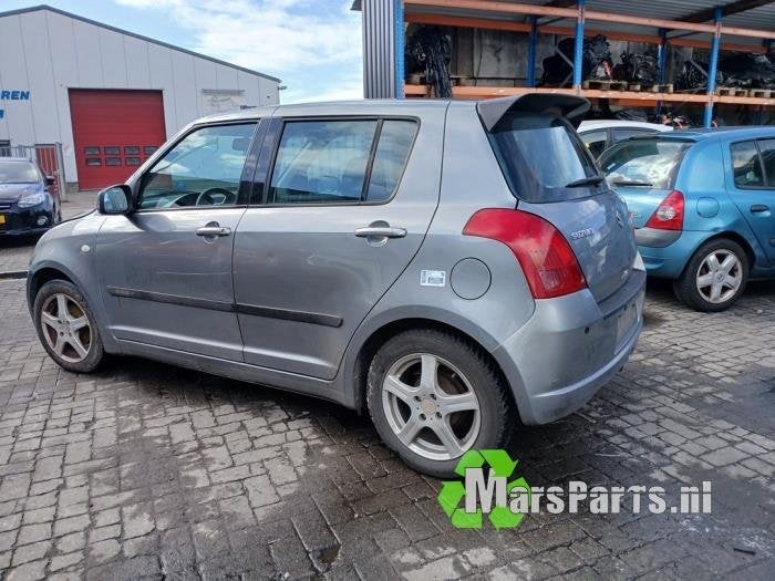 Kokerbalk links van een Suzuki Swift (ZCD), Gebruikt, -, -, Ophalen of Verzenden